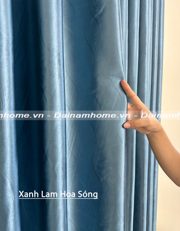 Rèm cửa sổ cản nắng màu xanh lam