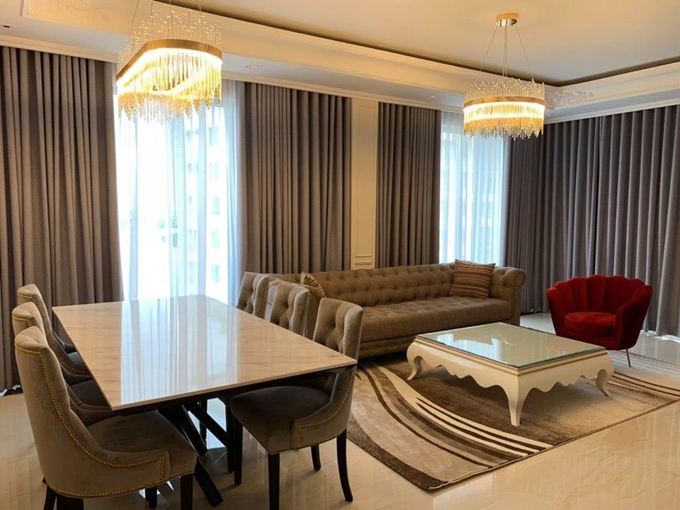 7 Cách phối màu rèm cửa với nội thất đẹp miễn chê Rèm cửa còn ảnh hưởng đến việc điều chỉnh ánh sáng bên trong ngôi nhà